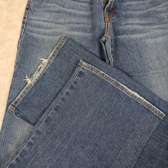LUCKY BRAND Mid Rise Flare Leg Jeans Size 6/28 - Picture 12 of 12